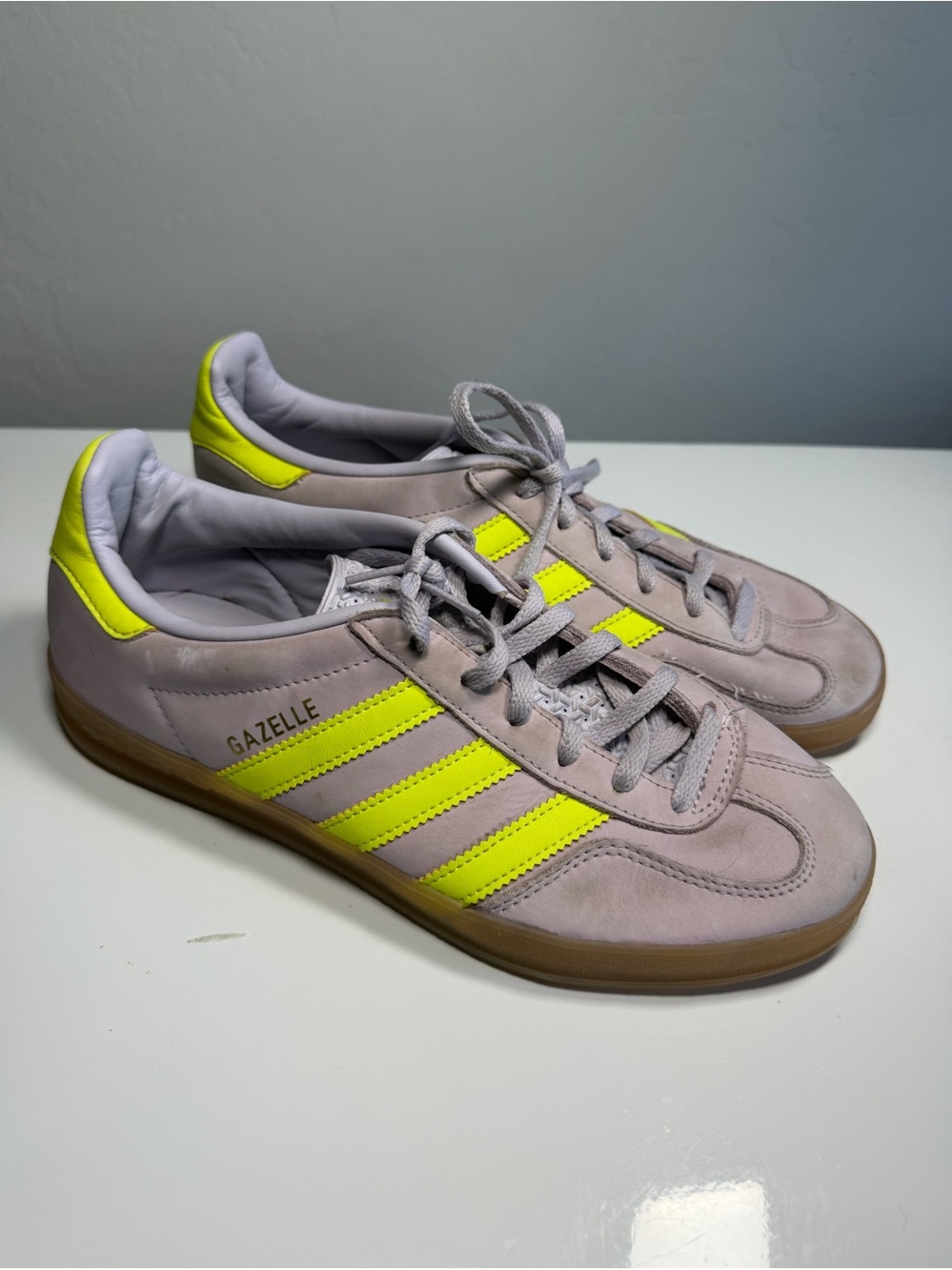 Adidas Gazelle Indoor Sneakers Grey / Neon Yellow Gum Sole Size 8